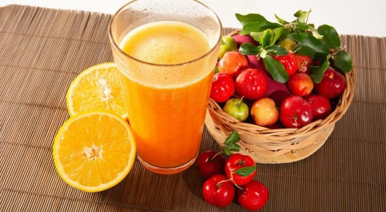 Benefícios do Suco de Acerola com Laranja para a Saúde